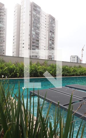 Studio à venda com 25m², 1 quarto e sem vagaÁrea comum - Piscina