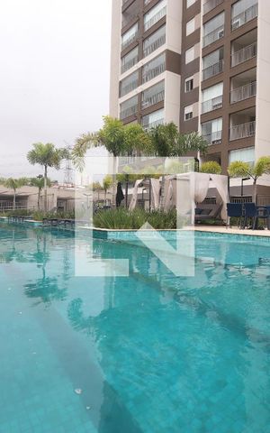 Studio à venda com 25m², 1 quarto e sem vagaÁrea comum - Piscina