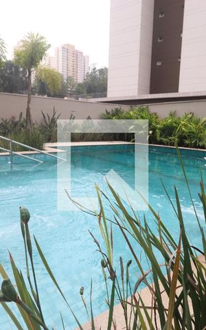 Studio à venda com 25m², 1 quarto e sem vagaÁrea comum - Piscina