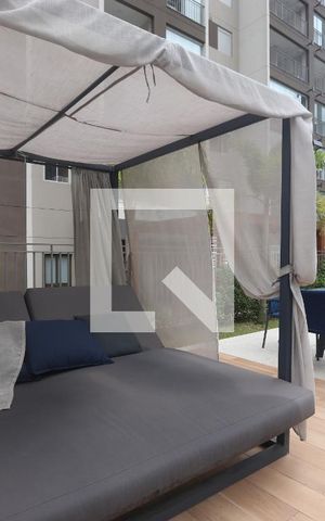 Studio à venda com 25m², 1 quarto e sem vagaÁrea comum - Piscina