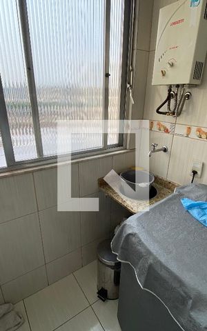 Apartamento à venda com 84m², 3 quartos e 1 vaga Apartamento à venda com 84m², 3 quartos e 1 vagaCozinha e Área de Serviço