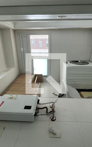 Apartamento à venda com 105m², 3 quartos e 2 vagas Apartamento à venda com 105m², 3 quartos e 2 vagasÁrea de Serviço