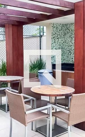 Apartamento à venda com 105m², 3 quartos e 2 vagas Apartamento à venda com 105m², 3 quartos e 2 vagasÁrea comum - Churrasqueira