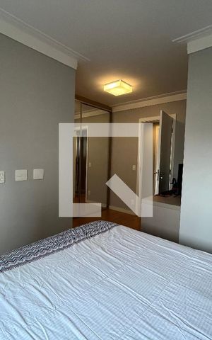Apartamento à venda com 105m², 3 quartos e 2 vagas Apartamento à venda com 105m², 3 quartos e 2 vagasSuíte
