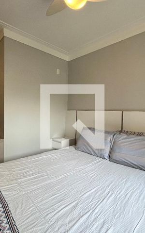 Apartamento à venda com 105m², 3 quartos e 2 vagas Apartamento à venda com 105m², 3 quartos e 2 vagasSuíte