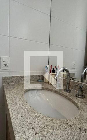 Apartamento à venda com 105m², 3 quartos e 2 vagas Apartamento à venda com 105m², 3 quartos e 2 vagasBanheiro Corredor