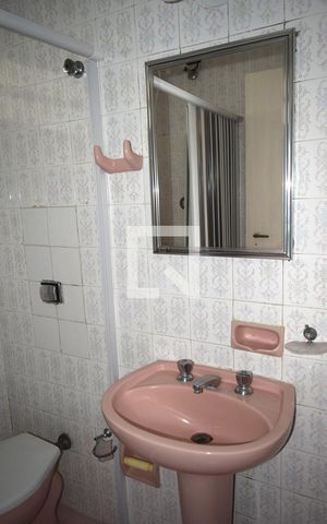 Apartamento à venda com 101m², 3 quartos e 1 vagaBanheiro social