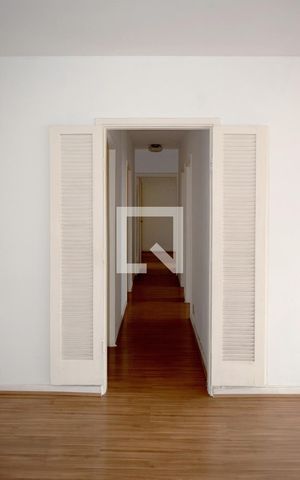 Apartamento à venda com 101m², 3 quartos e 1 vagaCorredor