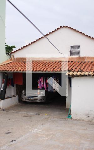 Casa à venda com 100m², 2 quartos e 4 vagasQuintal