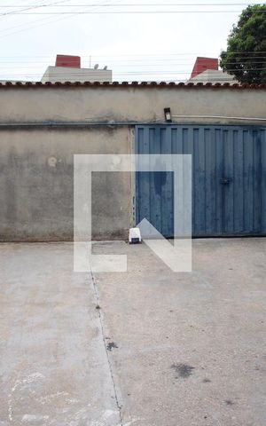 Casa à venda com 100m², 2 quartos e 4 vagasQuintal 