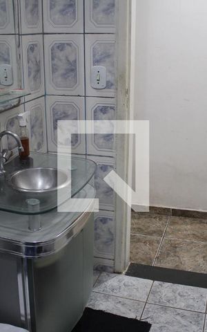 Casa à venda com 100m², 2 quartos e 4 vagasBanheiro