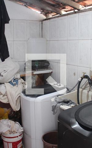 Casa à venda com 100m², 2 quartos e 4 vagasÁrea de Serviço