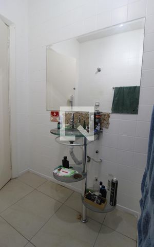 Casa à venda com 120m², 3 quartos e 4 vagasBanheiro Social