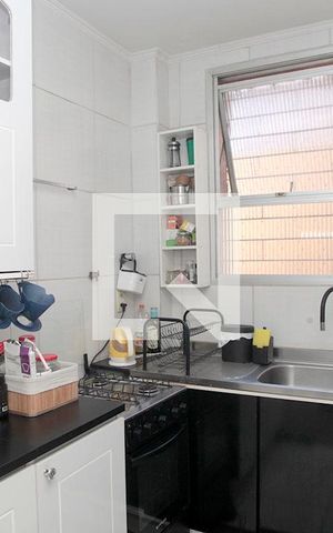 Apartamento para alugar com 71m², 2 quartos e sem vagaCozinha + Área de Serviço + Despensa