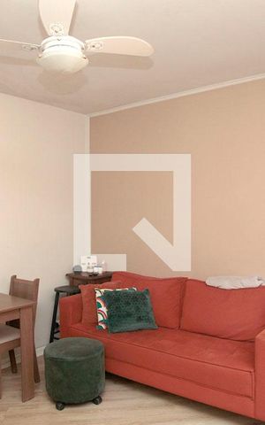 Apartamento para alugar com 71m², 2 quartos e sem vagaSala