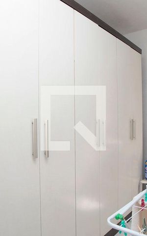 Apartamento para alugar com 71m², 2 quartos e sem vagaCozinha + Área de Serviço + Despensa