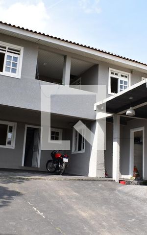 Casa à venda com 150m², 3 quartos e 2 vagasFachada