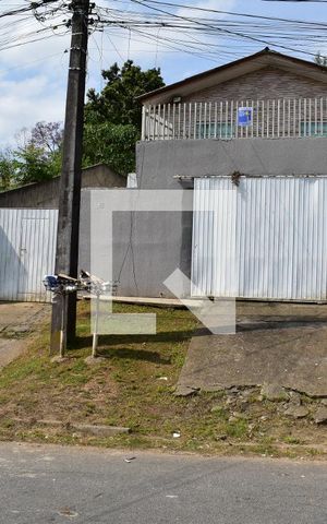 Casa à venda com 150m², 3 quartos e 2 vagasFachada