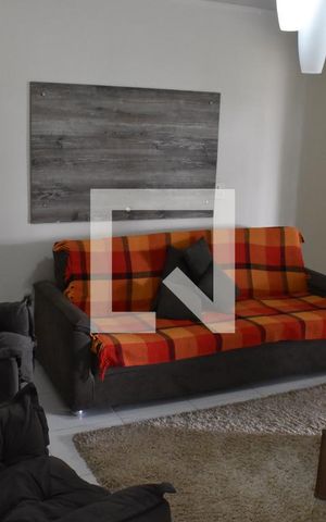 Casa à venda com 150m², 3 quartos e 2 vagasSala