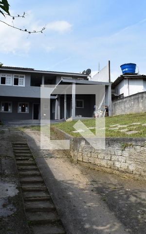 Casa à venda com 150m², 3 quartos e 2 vagasQuintal