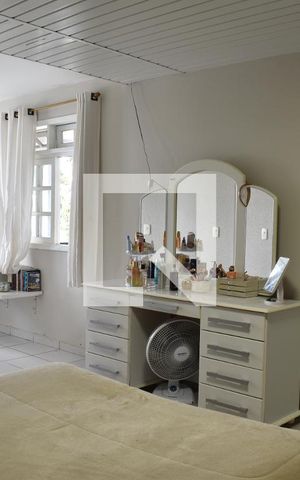 Casa à venda com 150m², 3 quartos e 2 vagasSuíte