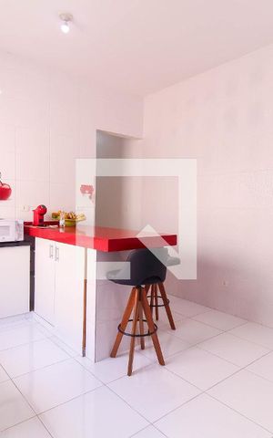 Casa à venda com 349m², 3 quartos e 2 vagas Casa à venda com 349m², 3 quartos e 2 vagasCozinha
