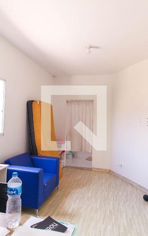 Casa à venda com 349m², 3 quartos e 2 vagas Casa à venda com 349m², 3 quartos e 2 vagasQuarto 2 - Suíte