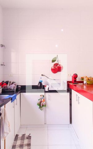 Casa à venda com 349m², 3 quartos e 2 vagas Casa à venda com 349m², 3 quartos e 2 vagasCozinha