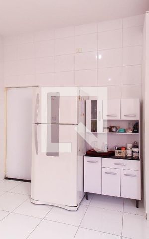 Casa à venda com 349m², 3 quartos e 2 vagas Casa à venda com 349m², 3 quartos e 2 vagasCozinha