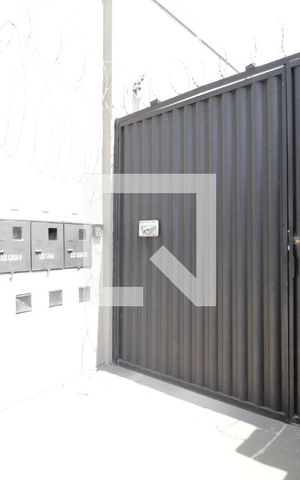 Casa para alugar com 70m², 2 quartos e 1 vagaFachada