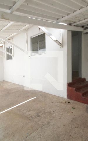 Casa para alugar com 70m², 2 quartos e 1 vagaGaragem
