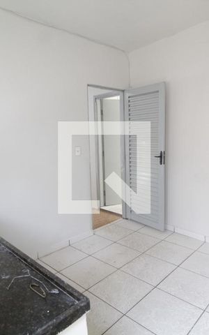 Casa para alugar com 70m², 2 quartos e 1 vagaCozinha