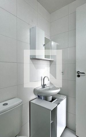 Apartamento à venda com 28m², 1 quarto e sem vaga Apartamento à venda com 28m², 1 quarto e sem vagaBanheiro Suíte