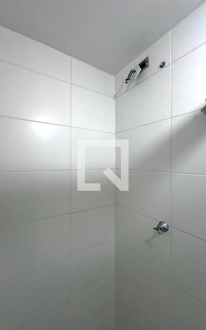 Apartamento à venda com 28m², 1 quarto e sem vaga Apartamento à venda com 28m², 1 quarto e sem vagaBanheiro Suíte
