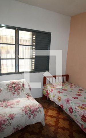 Casa à venda com 250m², 3 quartos e 4 vagasQuarto 3