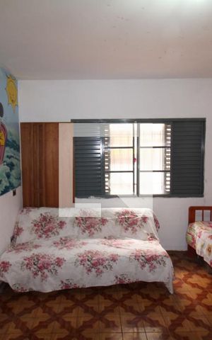 Casa à venda com 250m², 3 quartos e 4 vagasQuarto 3
