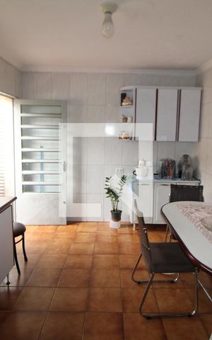 Casa à venda com 250m², 3 quartos e 4 vagasCozinha