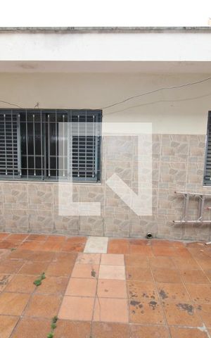 Casa à venda com 250m², 3 quartos e 4 vagasÁrea de Serviço