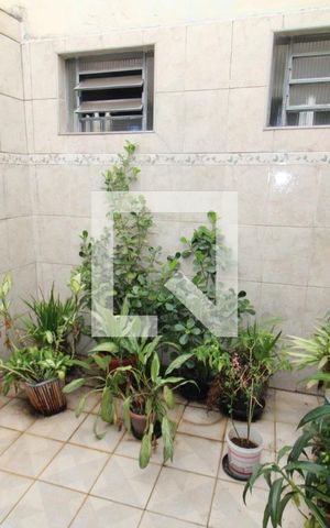 Casa à venda com 250m², 3 quartos e 4 vagasQuintal