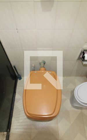 Casa à venda com 250m², 3 quartos e 4 vagasBanheiro 1
