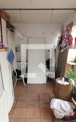Casa à venda com 250m², 3 quartos e 4 vagasÁrea de Serviço
