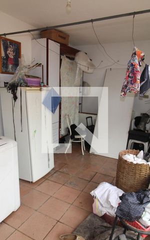 Casa à venda com 250m², 3 quartos e 4 vagasÁrea de Serviço