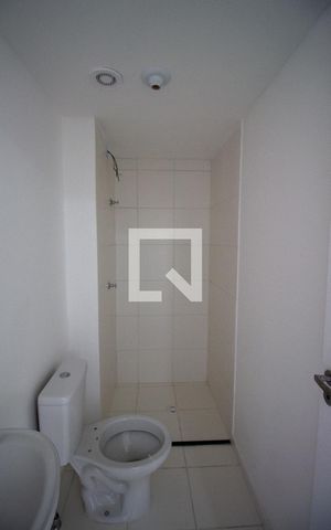 Apartamento à venda com 31m², 2 quartos e sem vaga Apartamento à venda com 31m², 2 quartos e sem vagaBanheiro