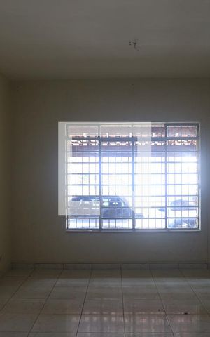 Casa para alugar com 124m², 5 quartos e 3 vagasSala