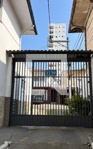Casa para alugar com 124m², 5 quartos e 3 vagasFachada