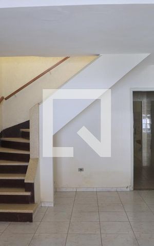 Casa para alugar com 124m², 5 quartos e 3 vagasSala