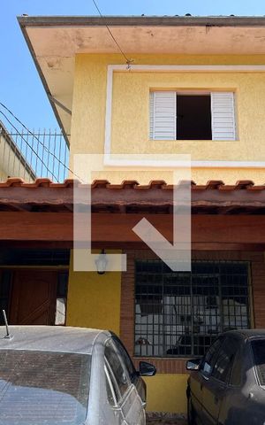 Casa para alugar com 124m², 5 quartos e 3 vagasFachada