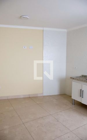 Studio para alugar com 25m², 1 quarto e sem vaga Studio para alugar com 25m², 1 quarto e sem vagaCozinha