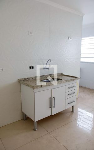 Studio para alugar com 25m², 1 quarto e sem vaga Studio para alugar com 25m², 1 quarto e sem vagaCozinha
