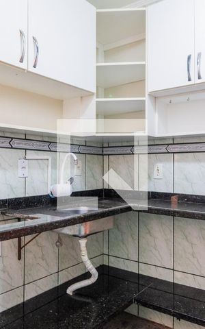 Apartamento à venda com 55m², 2 quartos e 1 vaga Apartamento à venda com 55m², 2 quartos e 1 vagaCozinha e Área de Serviço